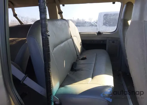 2009 Ford E-350 Super Duty Xl/Xlt from USA, damaged, VIN 1FBSS31L19DA38313